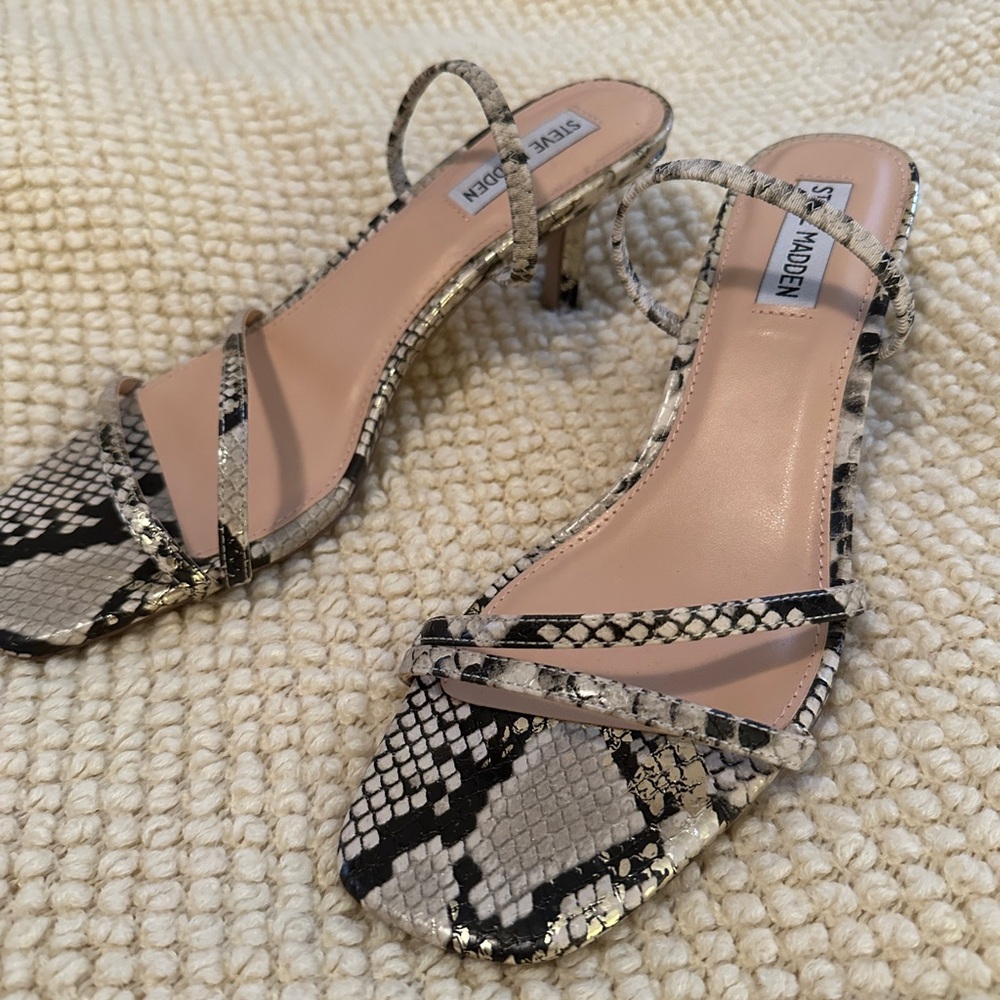 Steve Madden Kitten Heel